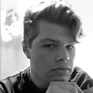 Meet your Posher, Adam